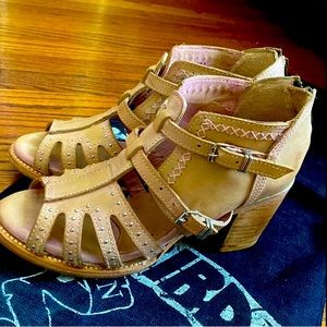 Freebird Conner Heeled Sandals in Blush